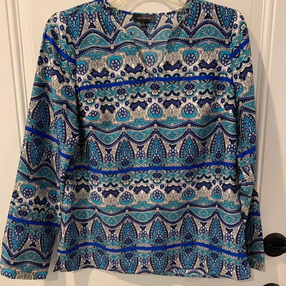 The Limited patterned split-neck blouse. SZ Small